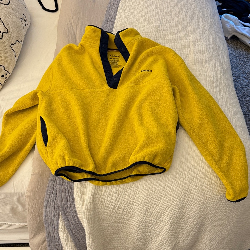 L.L. Bean Golden Fleece with Navy Trim - Picture 3 of 6